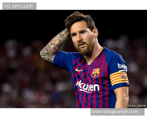 足球球星手伴揭秘:明星球员背后的神秘支持者与默默奉献